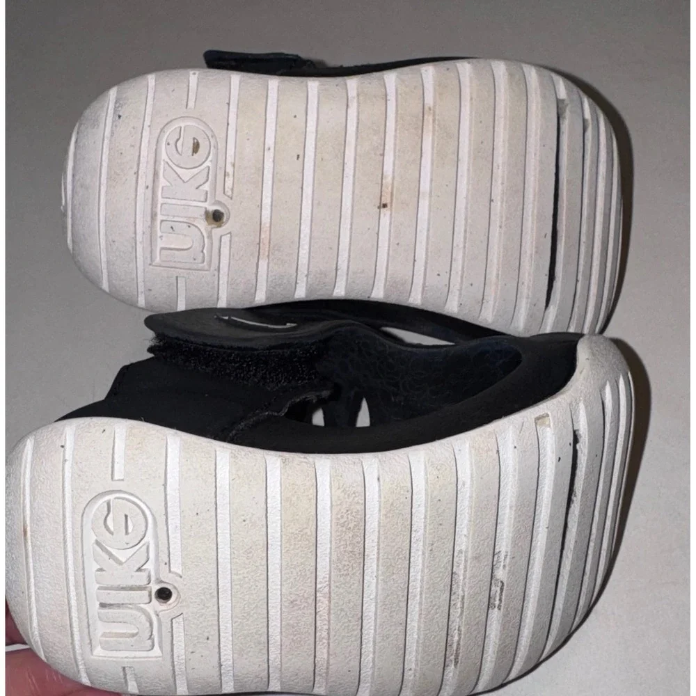 Nike Sunray Protect 2 TD Kids Black White Water Sandals 943827-001 Size 6C